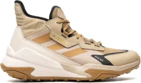 Adidas Terrex Hyperblue Mid R.RDY Sand Mesa sneakers Neutrals