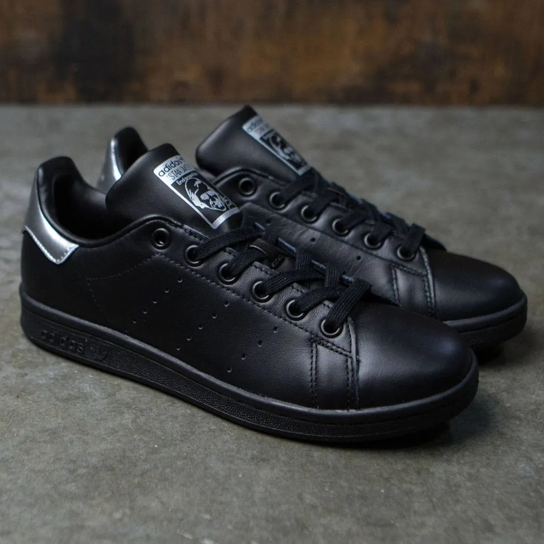 Adidas Women Stan Smith (black / core black / supcol)