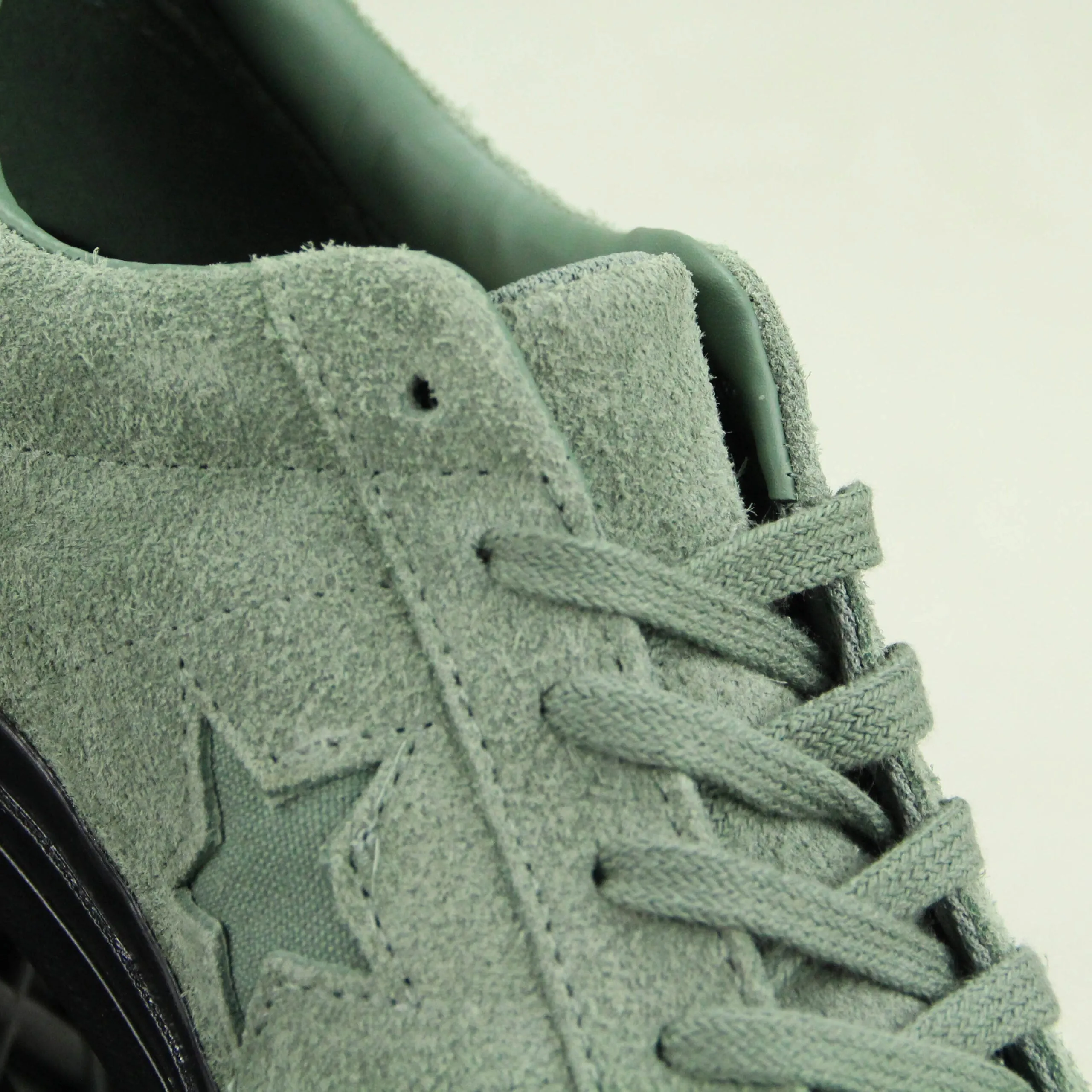 Converse One Star Pro Trainer - Utility Green / Black exclusive at