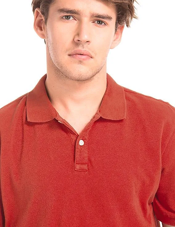 GAP Men Red Solid Pique Polo