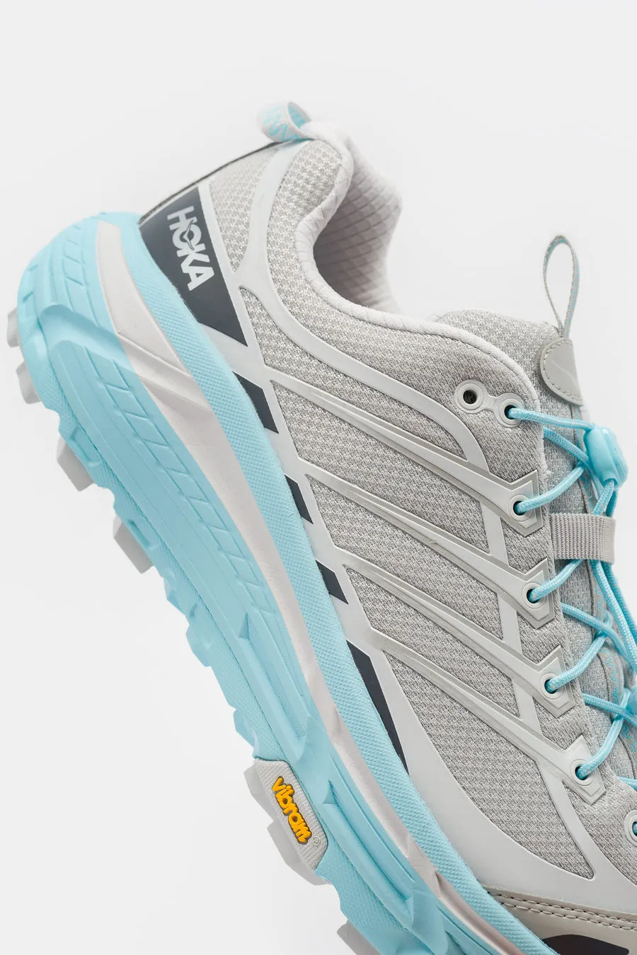 HOKA Mafate Three2 Sneaker in Stardust/Cloudless