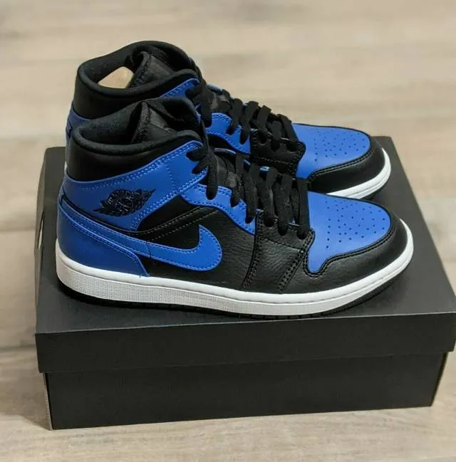 Nike air jordan 1 mid 4-14 black hyper royal white 554724-077