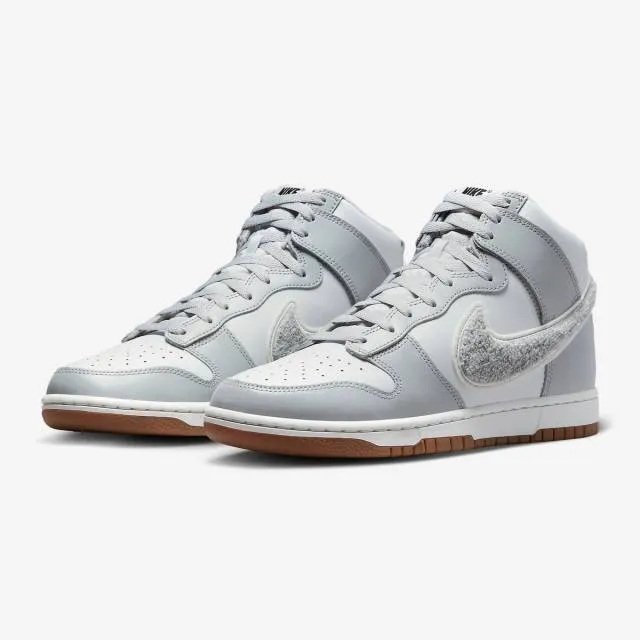 Nike Dunk High (Chenille Swoosh/ Light Smoke Grey/ Summi...