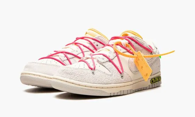 Nike Dunk Low "Off White - Lot 17"