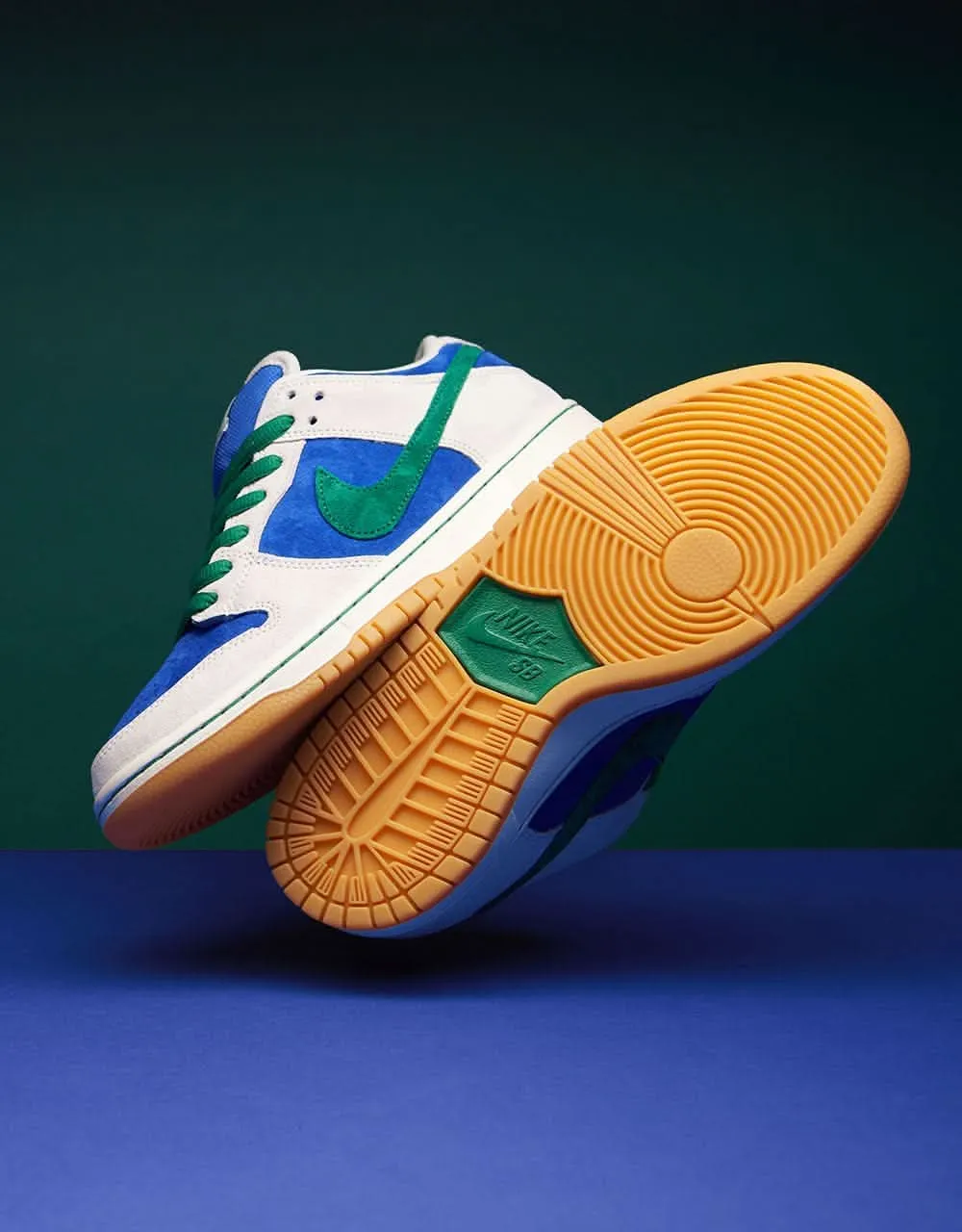 Nike SB Dunk Low Pro Skate Shoes - Phantom/Malachite-Hyper Royal