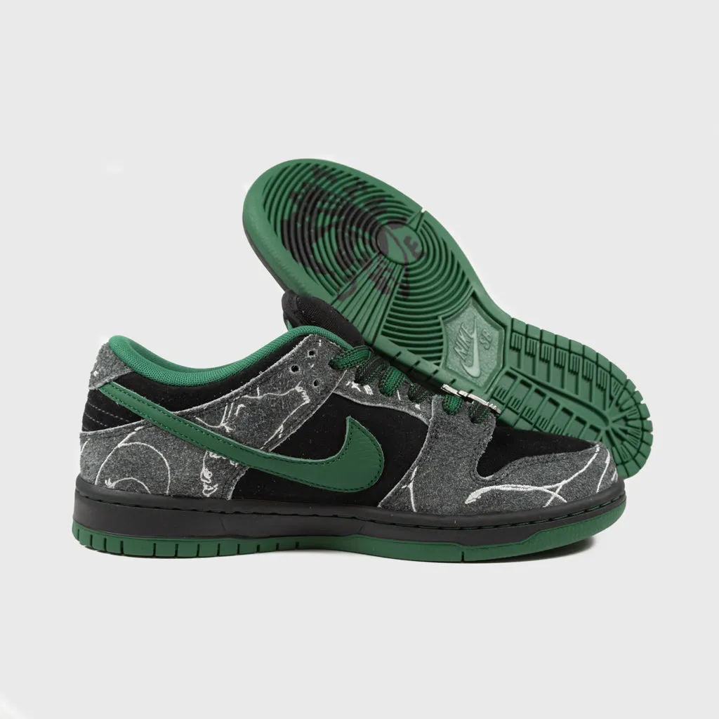 Nike SB - Dunk Low Pro 'There' Shoes - Black / Gorge Green - Summit White