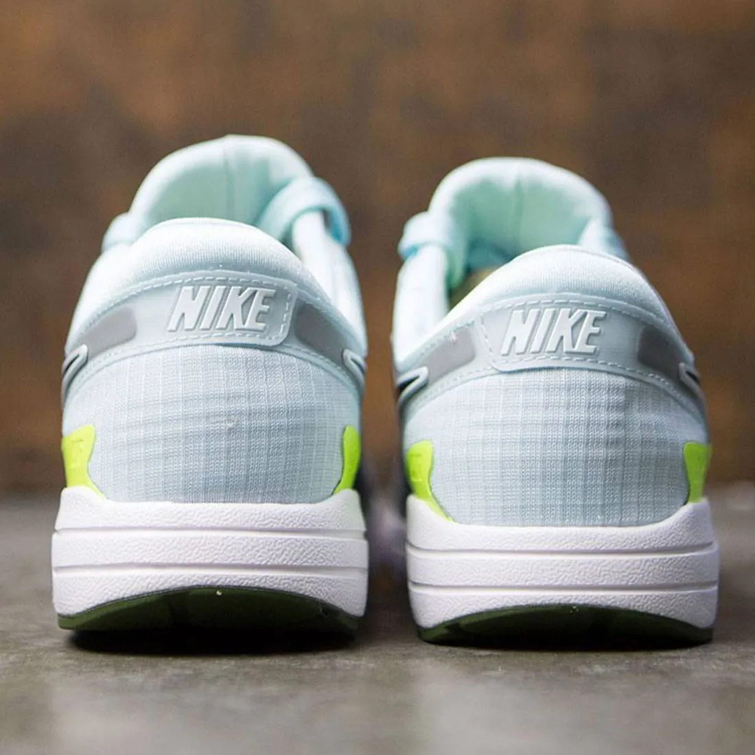 Nike Women Air Max Zero Si (glacier blue / black-legion green-white)