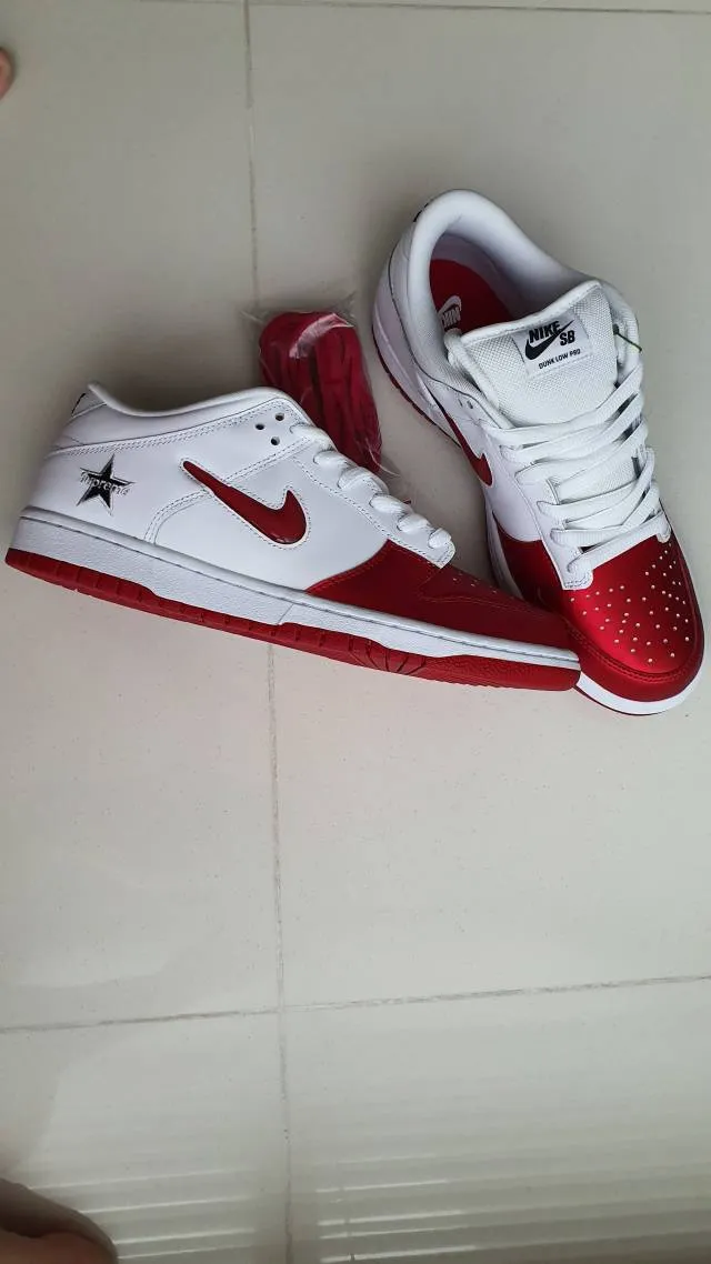 Supreme x Nike SB Dunk Low Varsity Red