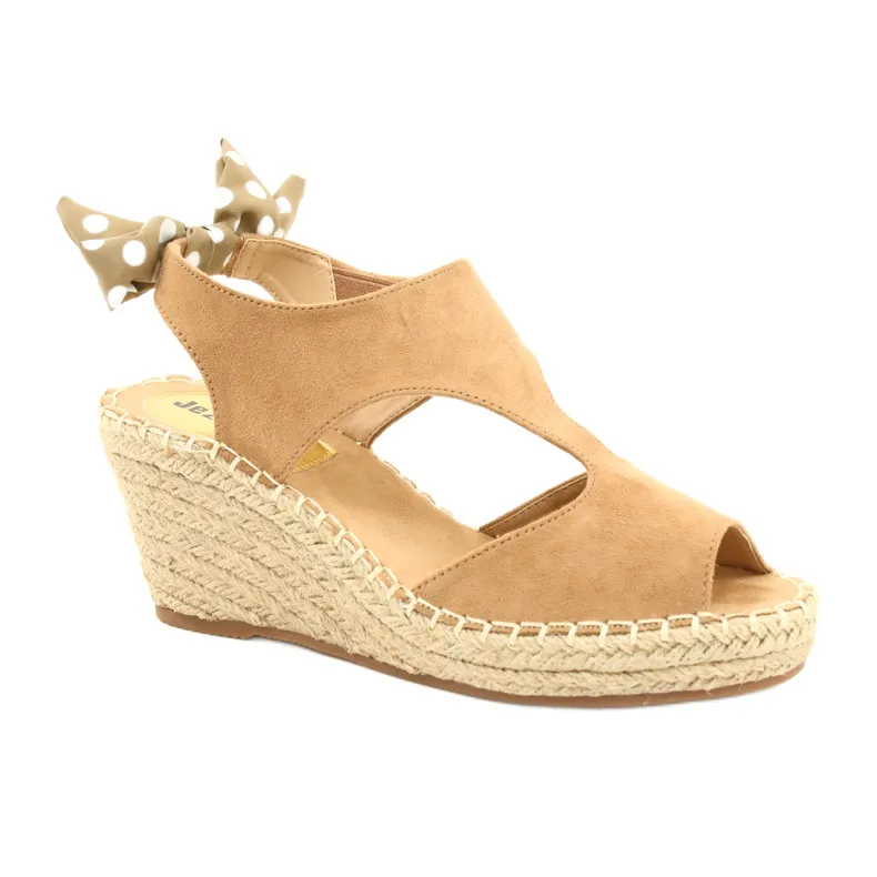 Women's Sandals On Wedge Beige Monroe 21SD98-3593