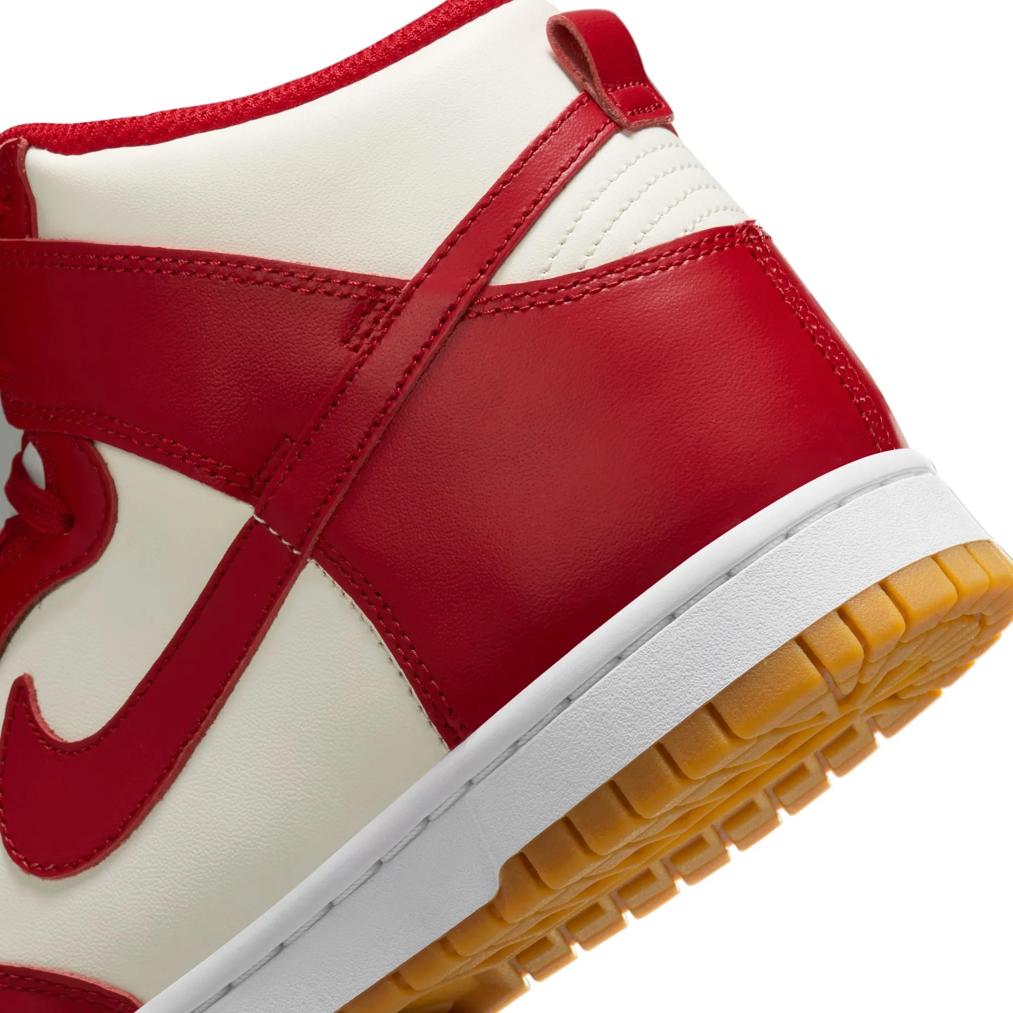 Womens Nike Dunk High 'White/Red'